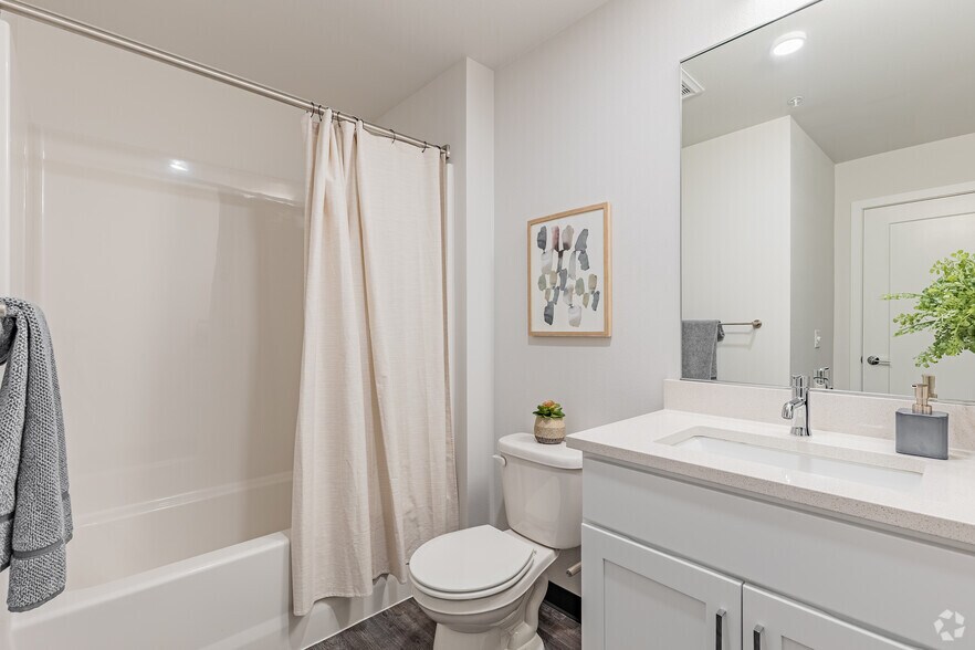 More Photos Of 18618 E Burnside St, Portland Apartments For Lease