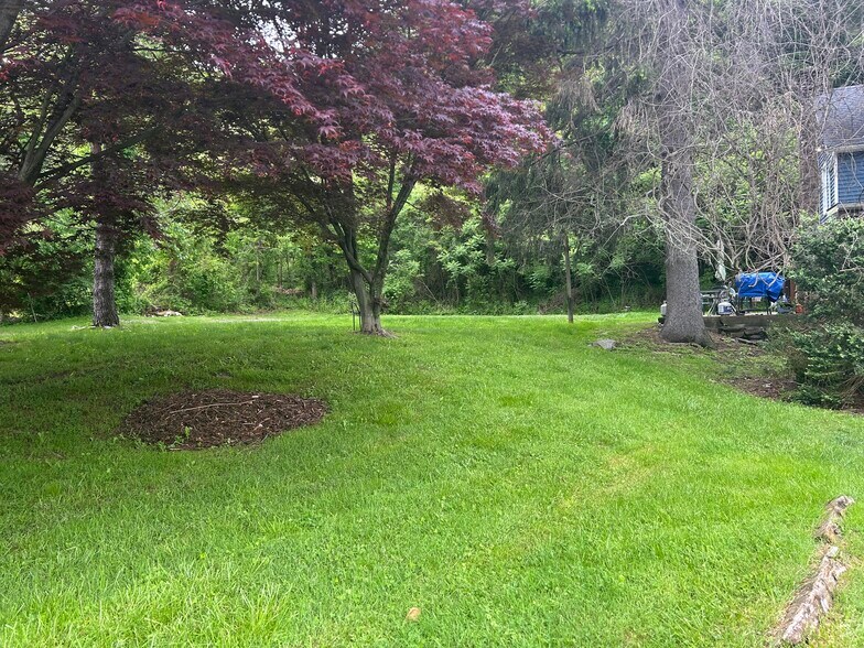 More Photos Of 539-541 Route 52, Kent Lakes Hotel For Sale