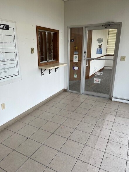 More Photos Of 217 Rt 130, Bordentown Office For Lease