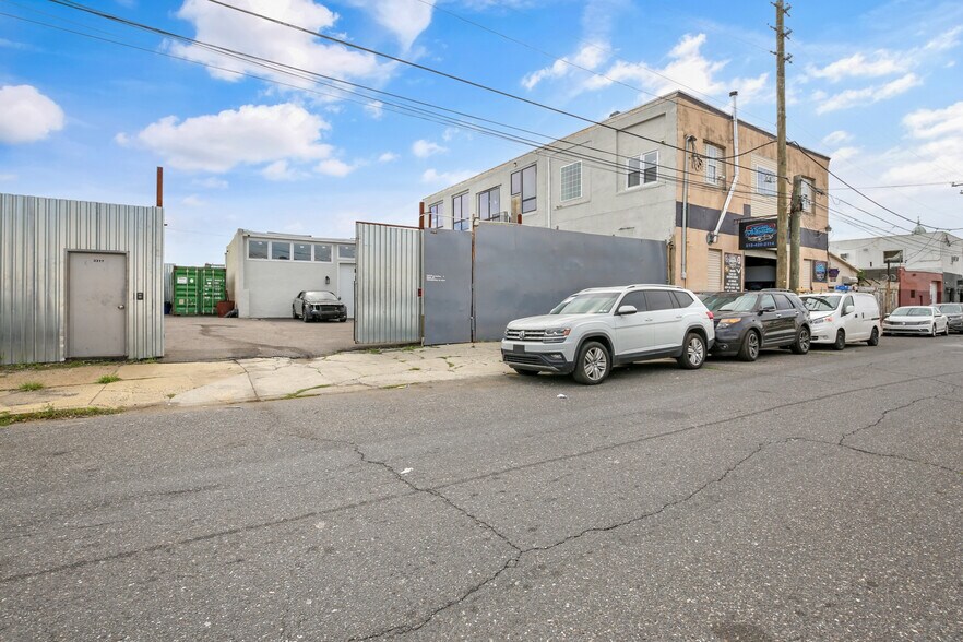 Primary Photo Of 3317-3341 Gaul St, Philadelphia Service For Lease