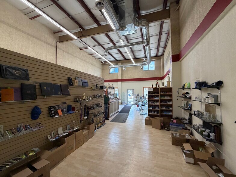 More Photos Of 4768 Riverside Dr, Red Deer Warehouse For Sale