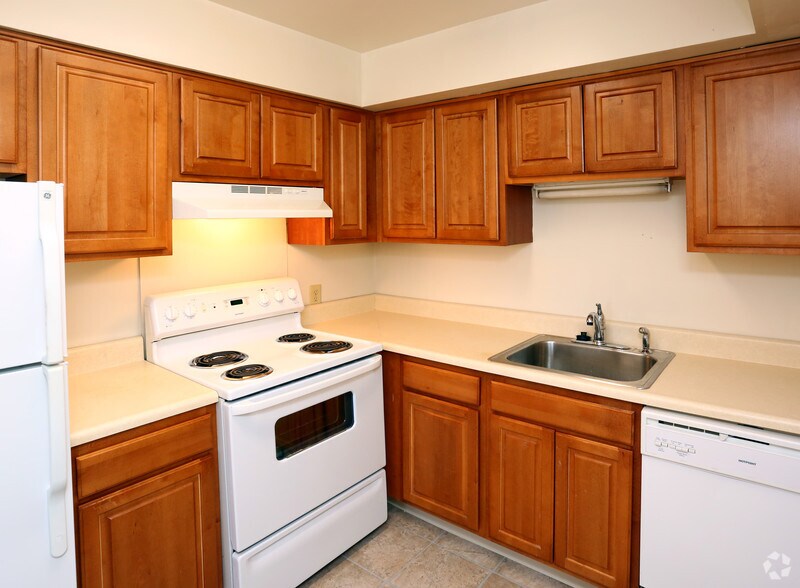 More Photos Of 34 W Montgomery Ave, Ardmore Apartments For Lease