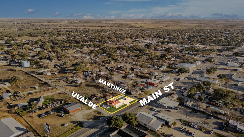 More Photos Of 1710 Second St, Pleasanton Restaurant For Sale