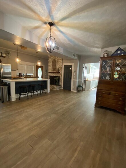 More Photos Of 1994 New Hope Church Rd, Monroe Office Residential For Lease