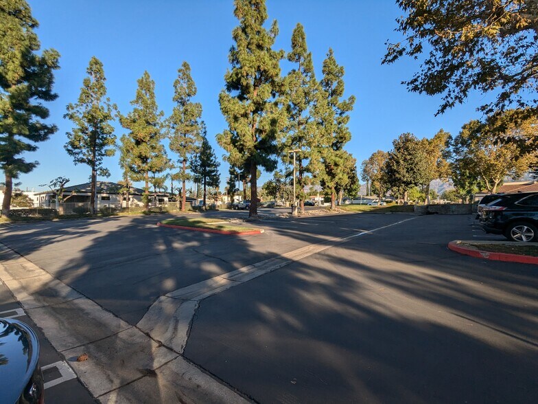 More Photos Of 1060 E Foothill Blvd, Upland Medical For Sale