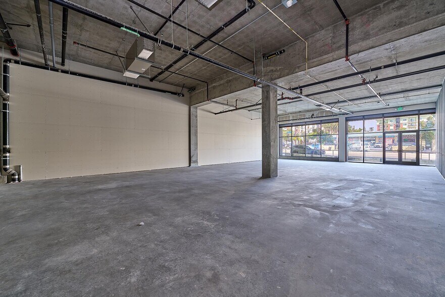 More Photos Of 3170 W Olympic Blvd, Los Angeles Apartments For Lease