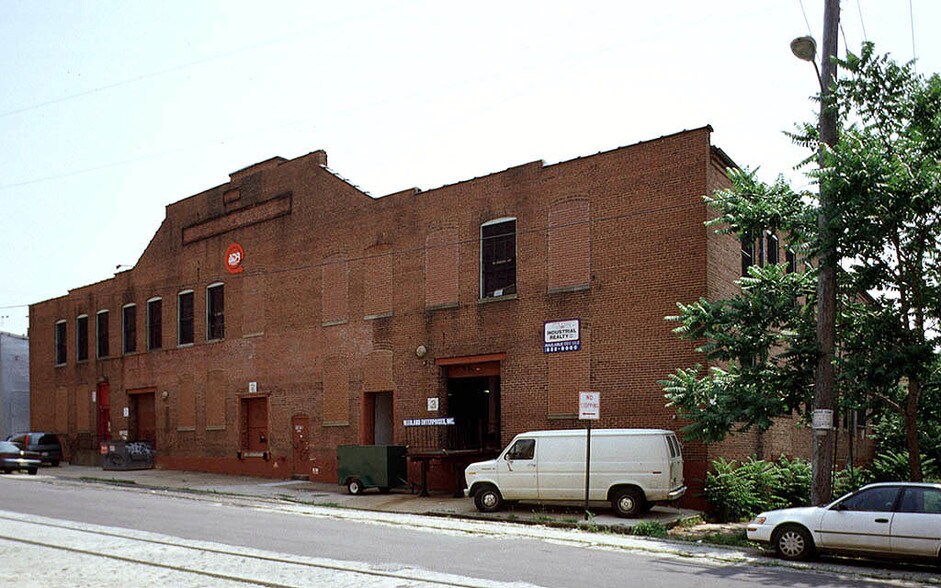 More Photos Of 1145-1147 Wicomico St, Baltimore Warehouse For Lease