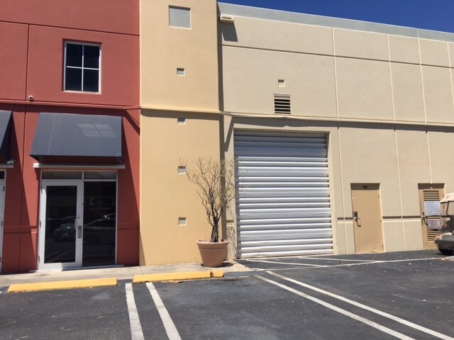 More Photos Of 6020 NW 99th Ave, Doral Warehouse For Lease