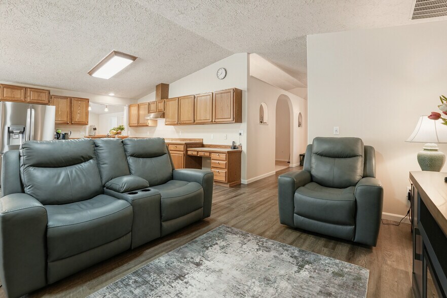 More Photos Of 810 NE 167th Ave, Vancouver Assisted Living For Sale