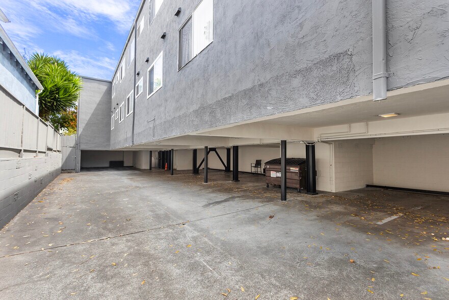 More Photos Of 2425 Grant St, Berkeley Apartments For Sale