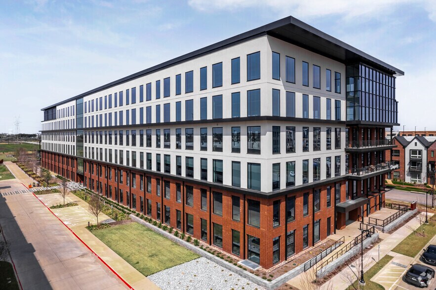 More Photos Of 3300 Olympus Blvd, Coppell Office For Lease