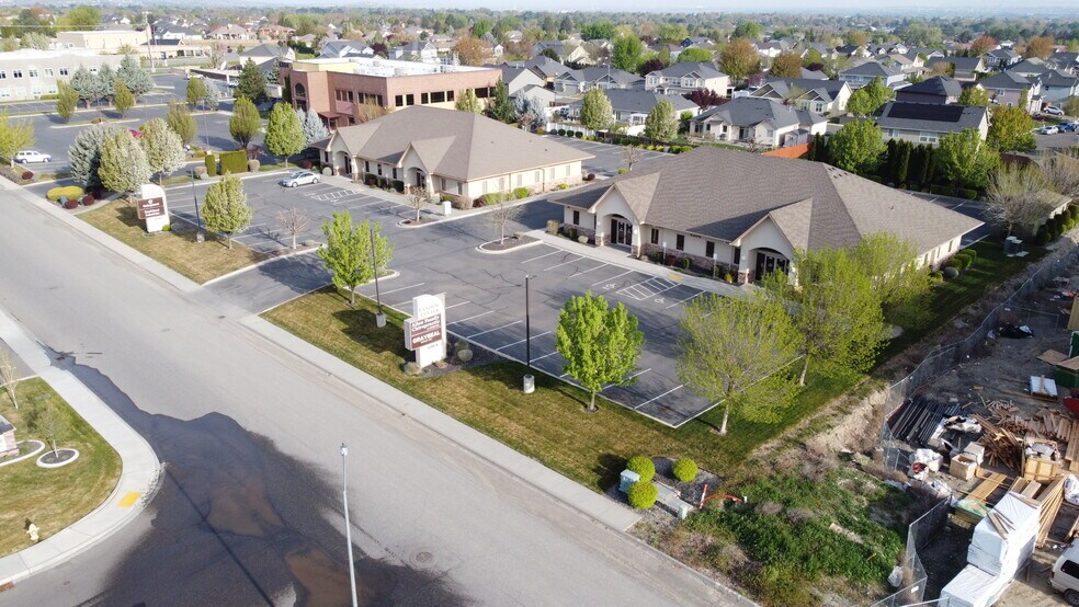 More Photos Of 4206 W 24th Ave, Kennewick Loft Creative Space For Sale