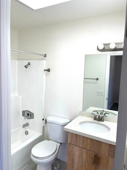 More Photos Of 4433-4437 Winona Ave, San Diego Apartments For Sale