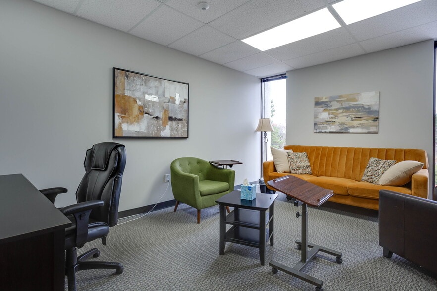 More Photos Of 3610 Bush St, Raleigh Medical For Lease