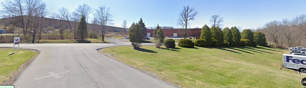 More Photos Of 136 Allenbill Dr, Johnstown Industrial For Lease