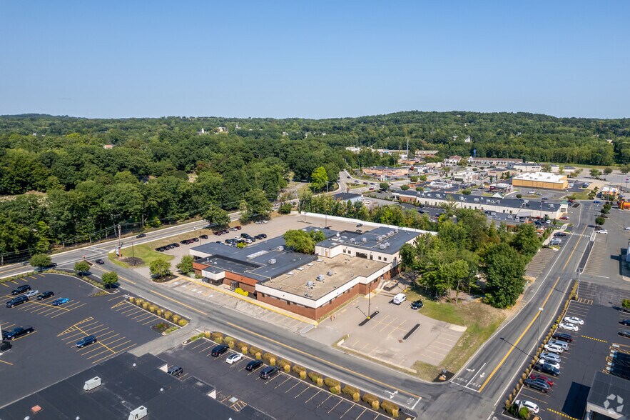 More Photos Of 165 Mill St, Leominster Medical For Lease