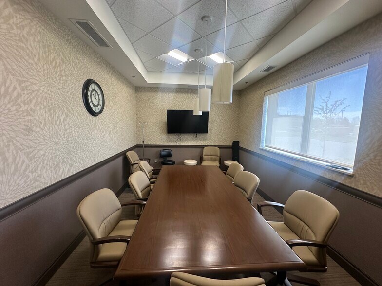 More Photos Of 37 S Pere Marquette Hwy, Ludington Healthcare For Lease