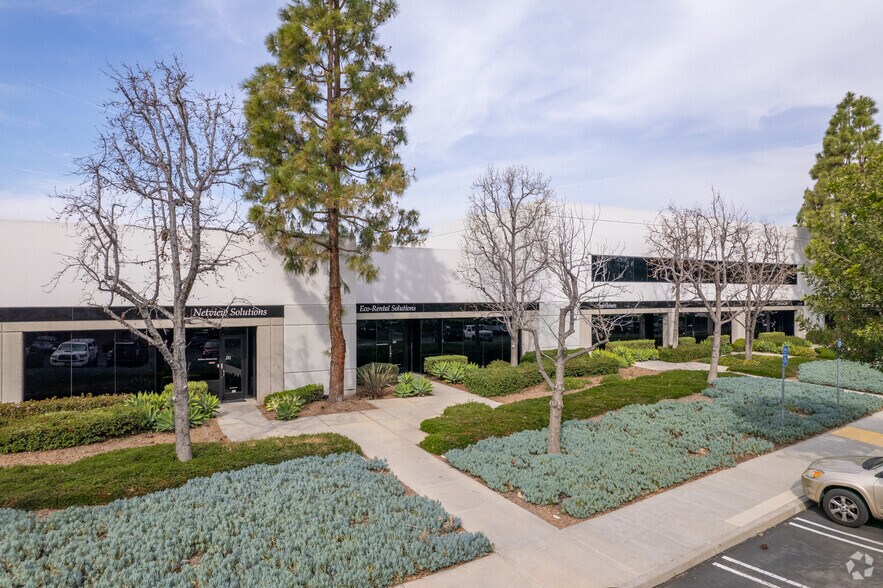 More Photos Of 3002 Dow Ave, Tustin Light Manufacturing For Lease