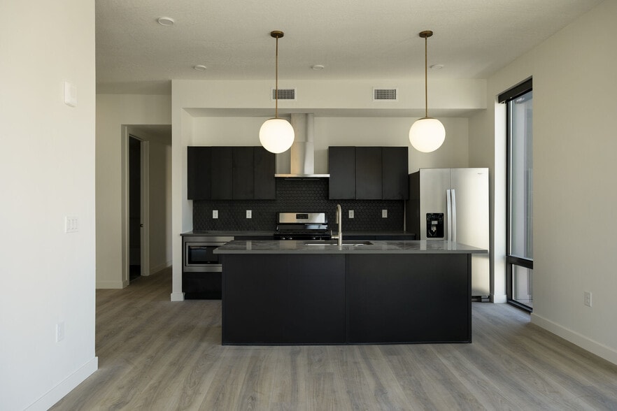 More Photos Of 218 S 200 E, Salt Lake City Apartments For Sale