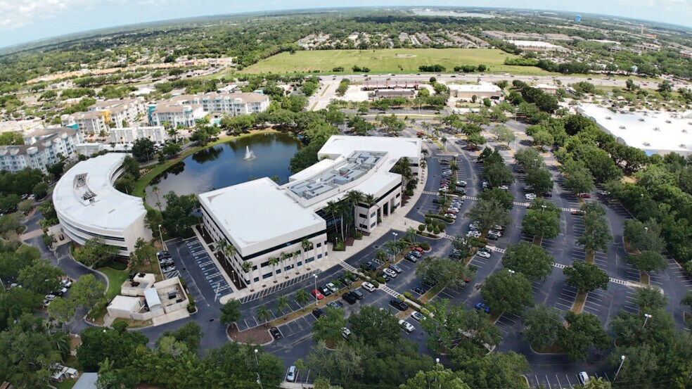 More Photos Of 101 Paramount Dr, Sarasota Business Park For Sale