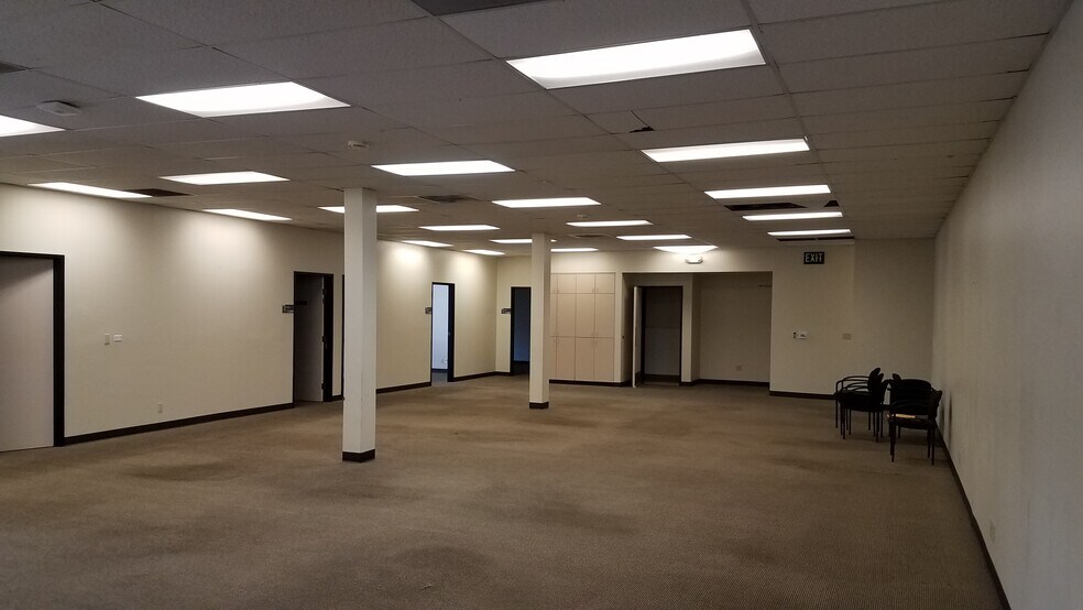More Photos Of 2832 E Foothill Blvd, Pasadena Flex For Lease