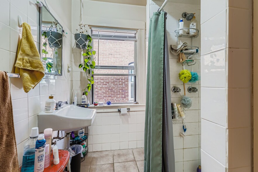 More Photos Of 2300 N Williams St, Denver Apartments For Sale