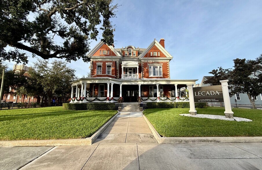 More Photos Of 341 S Plant Ave, Tampa Office Residential For Sale