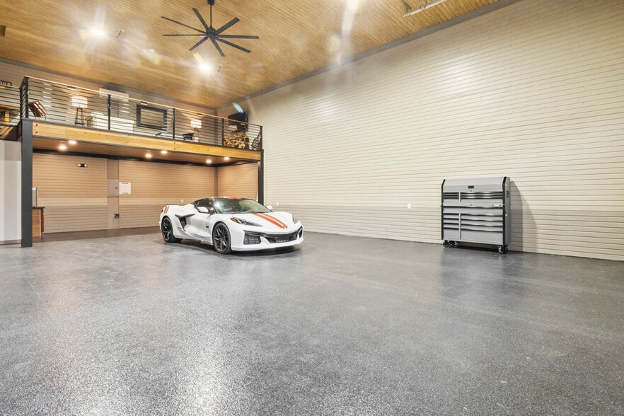 More Photos Of 144 McCrary Rd, Mooresville Flex For Sale