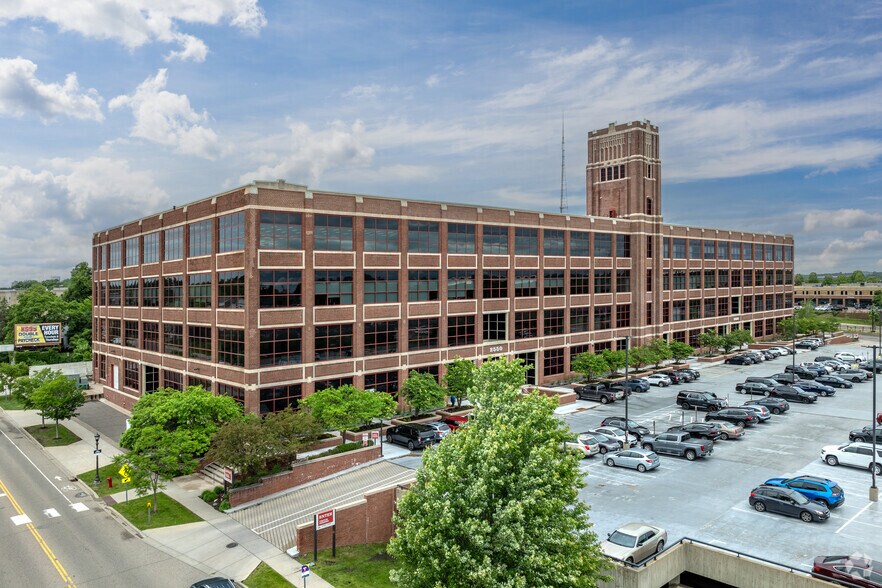 More Photos Of 2550 University Ave W, Saint Paul Office For Lease