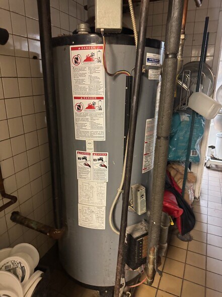 More Photos Of 50285 Mound Rd, Shelby Township Specialty For Sale