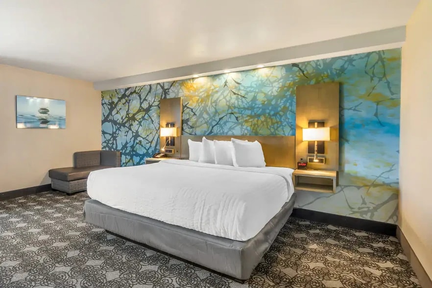 More Photos Of 2227 Old Fort Pky, Murfreesboro Hotel For Sale
