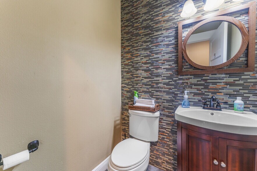 More Photos Of 337 S Plant Ave, Tampa Office Residential For Sale