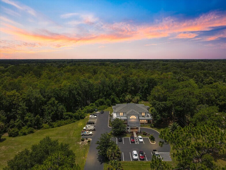 More Photos Of 268 S Suncoast Blvd, Crystal River Office For Sale