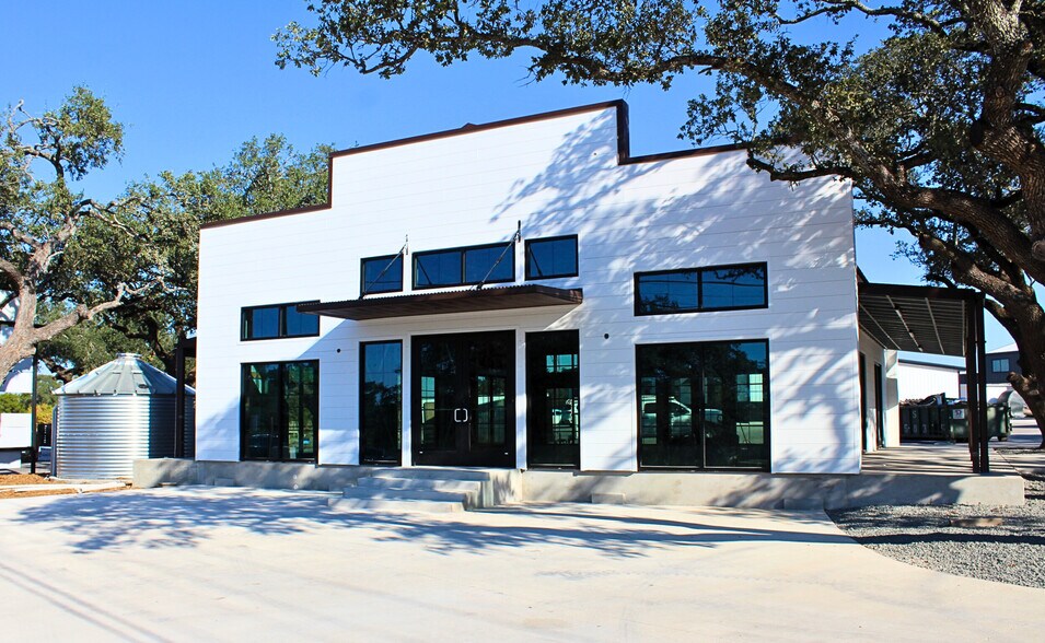 More Photos Of 15210 Fitzhugh Rd, Austin Unknown For Lease