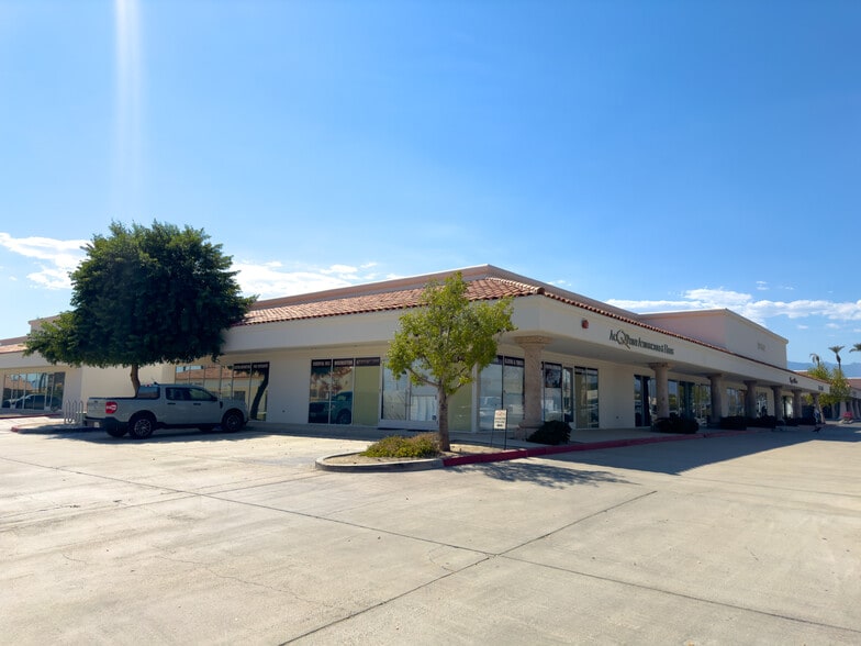 More Photos Of 77682 Country Club Dr, Palm Desert General Retail For Sale