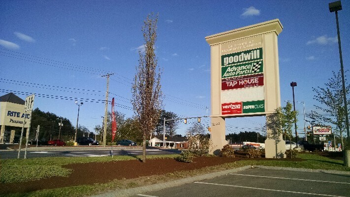 More Photos Of 1292 Hooksett Rd, Hooksett General Retail For Sale