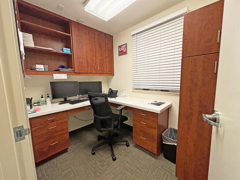 More Photos Of 517 W Junipero St, Santa Barbara Apartments For Sale