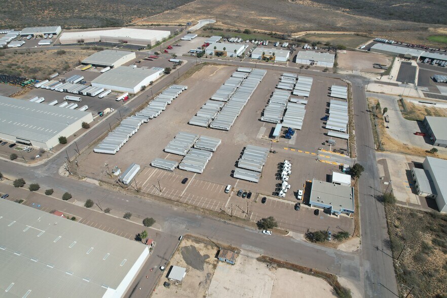 More Photos Of 18702 Metropolitan Rd, Laredo Land For Lease