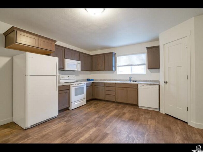 More Photos Of 96 E 670 N, Vineyard Apartments For Sale