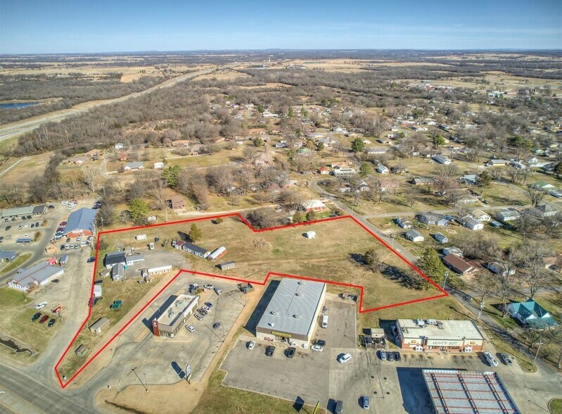 More Photos Of 1107 W Gentry Ave, Checotah Land For Sale