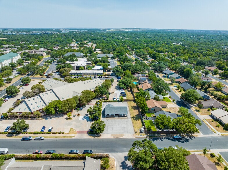 More Photos Of 5206 Wind River Rd, Austin Office For Sale