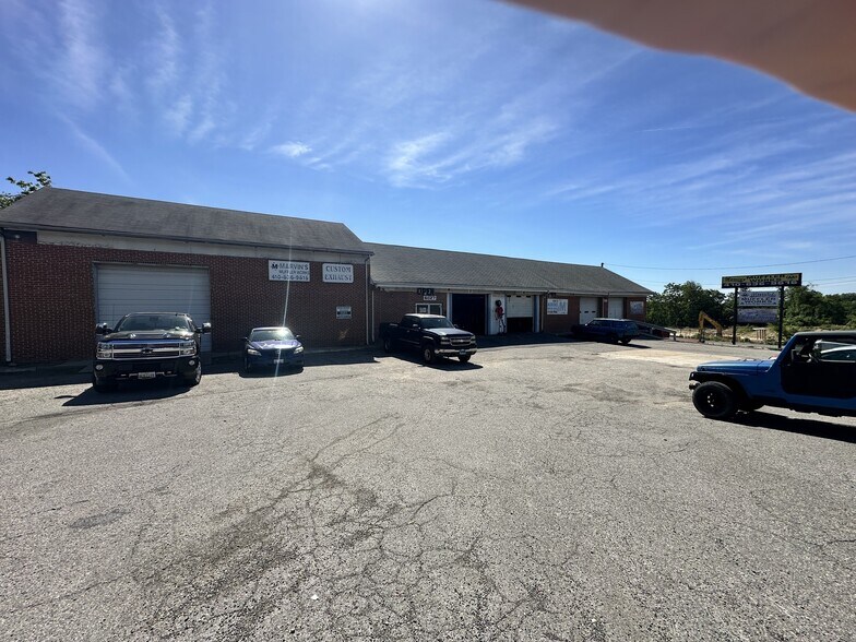 More Photos Of 6027 Ritchie Hwy, Brooklyn Freestanding For Sale