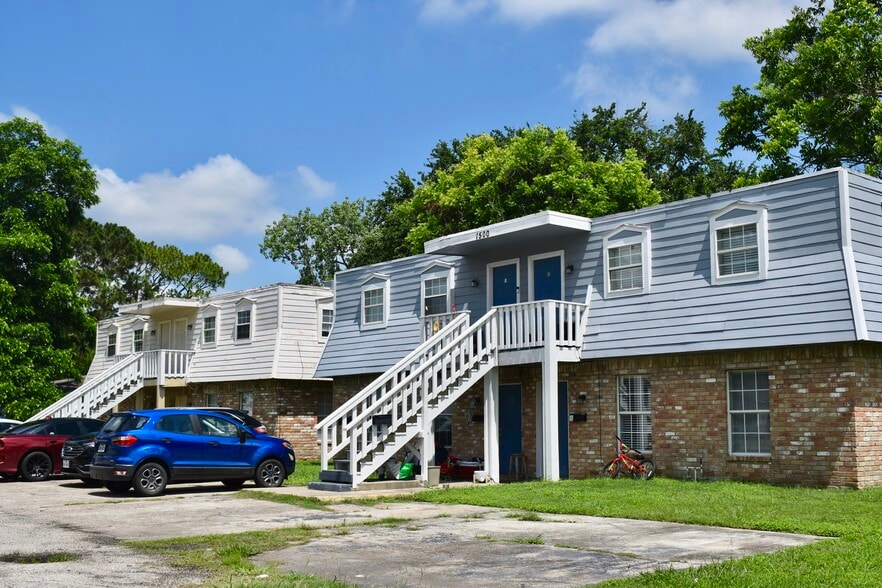 Primary Photo Of 1500-1502 Oleander Dr, La Marque Apartments For Sale