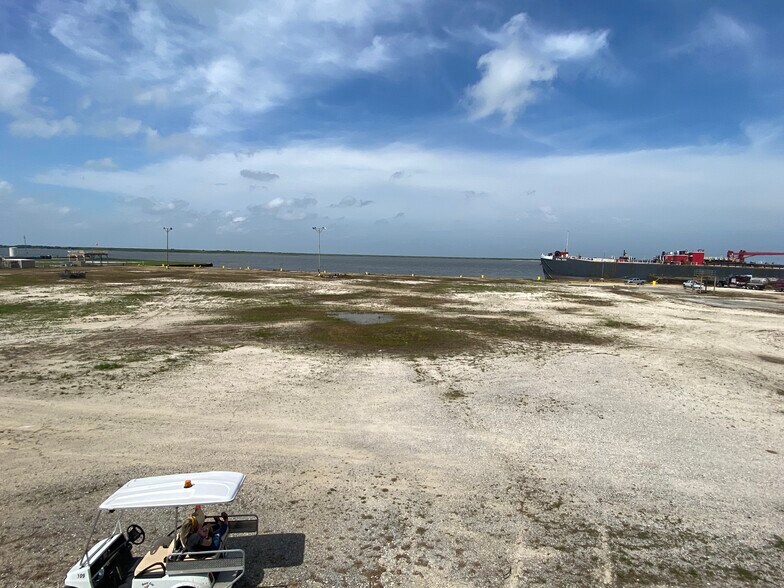 More Photos Of 8010 S First Ave, Sabine Pass Land For Sale