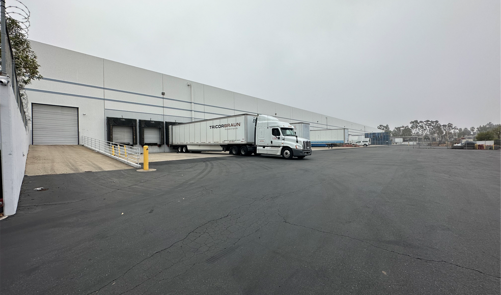 More Photos Of 1241 Old Temescal Rd, Corona Warehouse For Lease