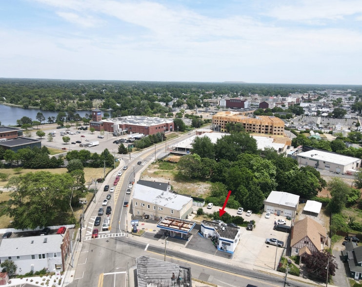 Primary Photo Of 270 W Main St, Patchogue Service Station For Sale