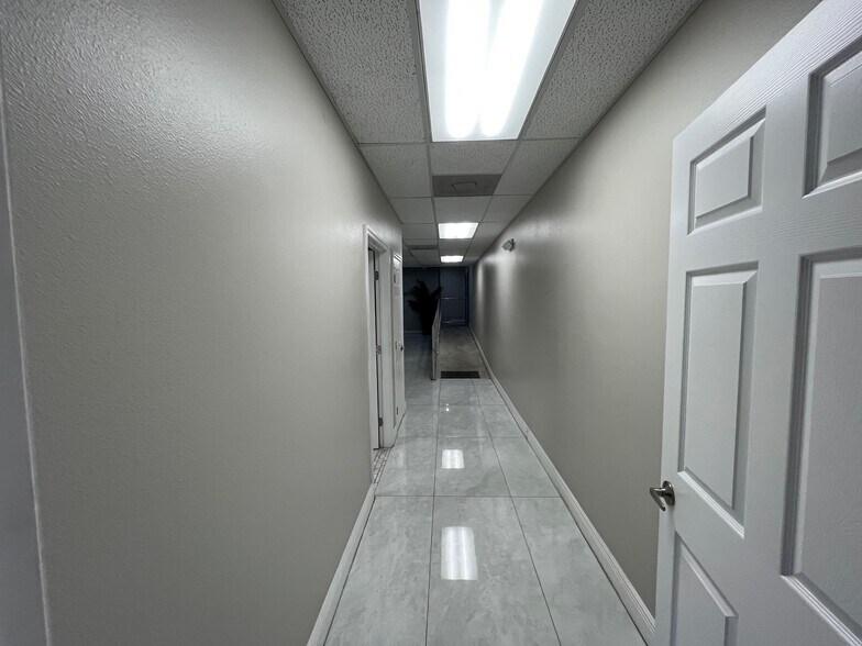 More Photos Of 8710 E Broadway Ave, Tampa Unknown For Lease