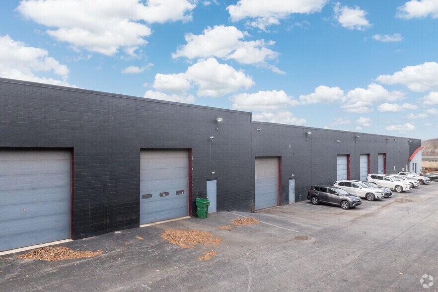 More Photos Of 320 Boot Rd, Downingtown Auto Dealership For Sale