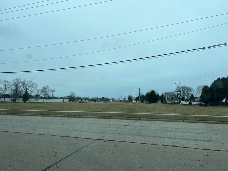 More Photos Of Columbus St, Two Rivers Land For Sale