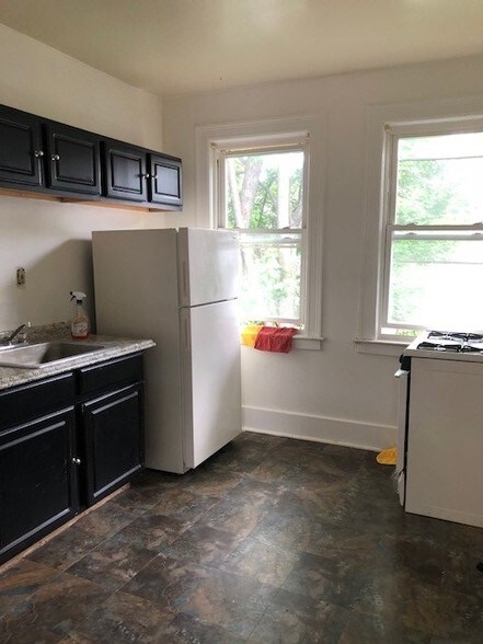 More Photos Of 69-73 Blue Hills Ave, Hartford Apartments For Sale